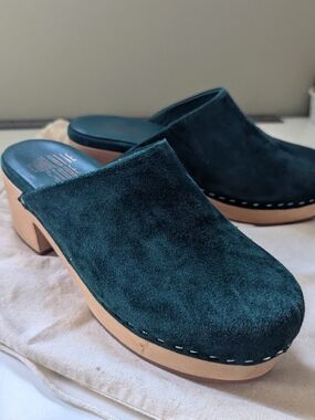 Charlotte Stone Emerald Green Suede Martino Clogs - Size 6